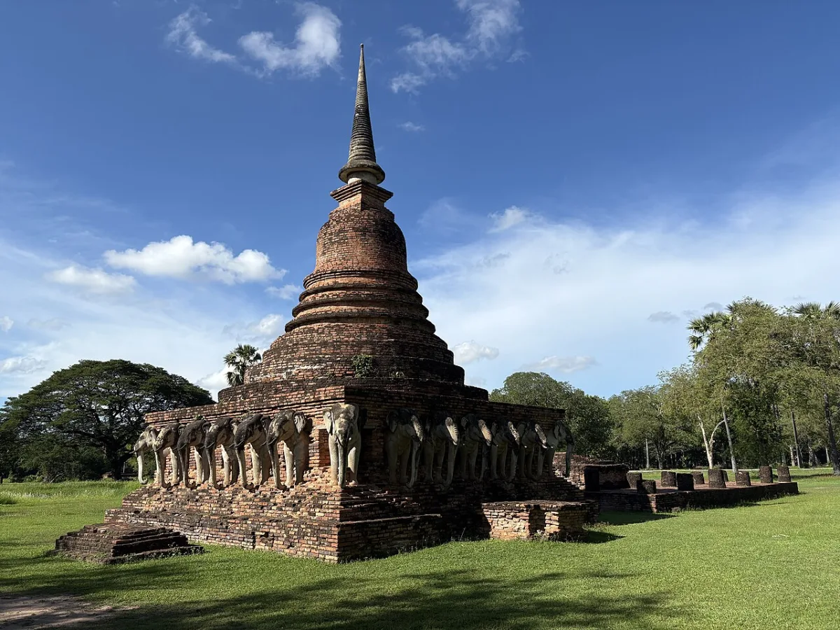 วัดสรศักดิ์ อุทยานประวัติศาสตร์สุโขทัย มรดกโลก UNESCO จังหวัดสุโขทัย ประเทศไทย